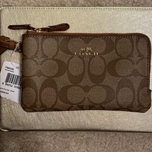 Coach Double Zip Leather Wristlet